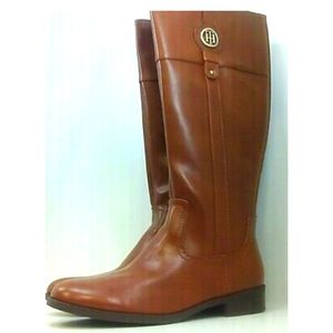 Size 11 NIB Tommy Hilfiger knee high riding boots